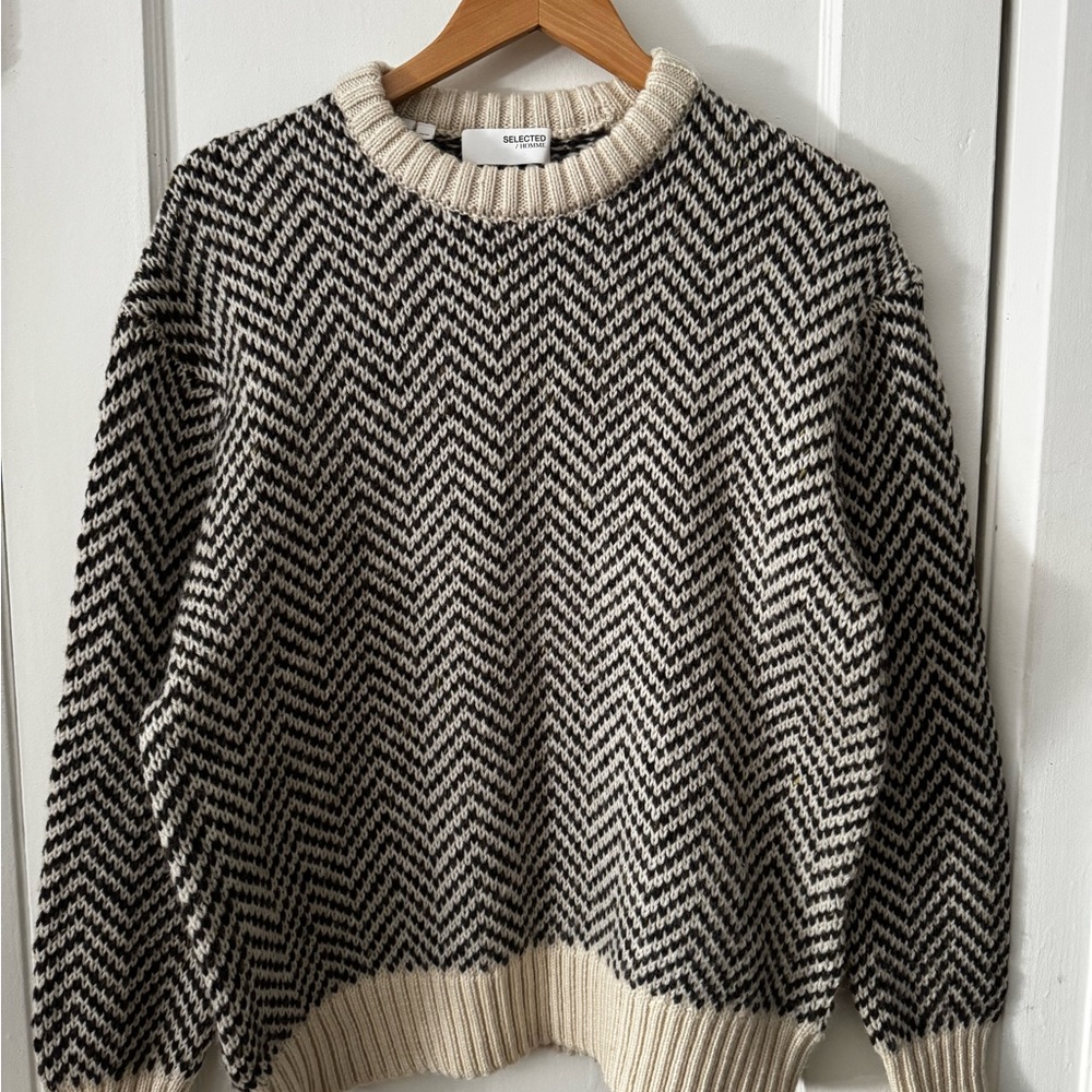 Brand new sweater